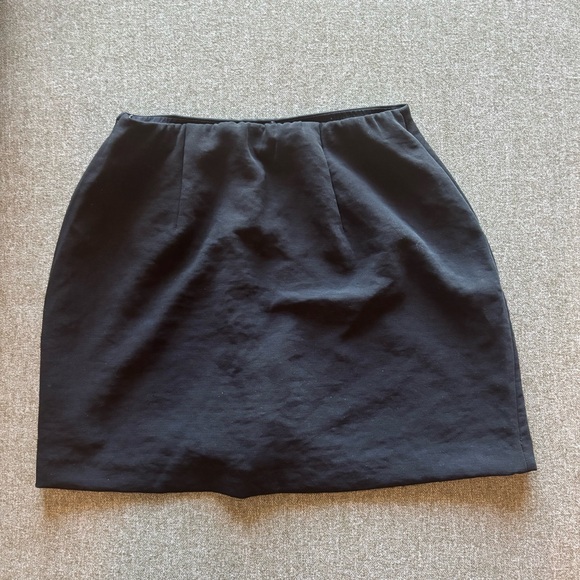 A&F Scarlett Mini Skort - Picture 6 of 9